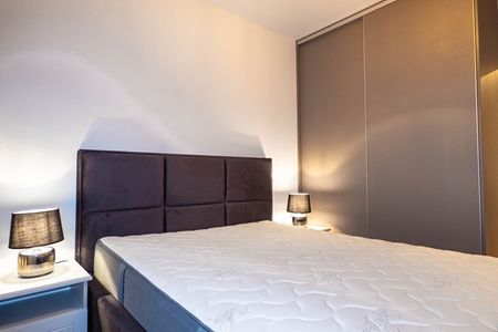 Wrocław Nadodrze, Jedności Narodowej - Фото 2