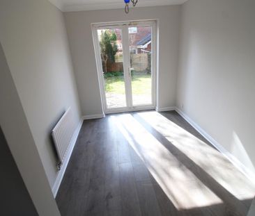 3 bedroom detached house to rent - Photo 3