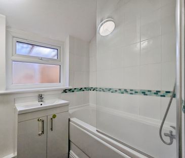 London Road, South Stifford, Grays, RM20 - Photo 1