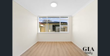 Spacious Family Home for Lease – Ideal Location! - Photo 5