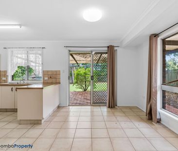 3 Bedroom Home with Single Carport - Photo 4