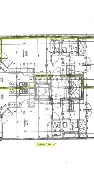 Appartement traversant de 4 pièces au 1er étage avec balcons - Photo 2