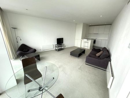 1 bedroom flat to rent - Photo 2