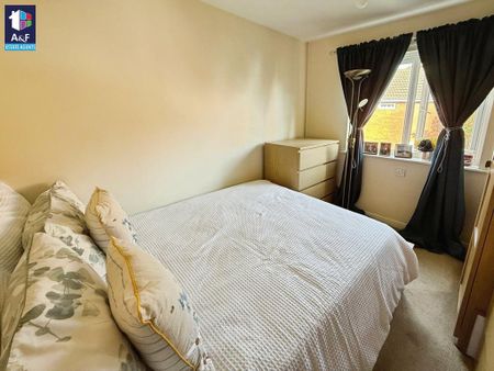 3 bedroom terraced house to rent - Photo 4
