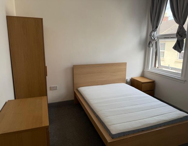 1 bed house share to rent in Room 7, Alexandra Parade, Weston Super Mare - Photo 1