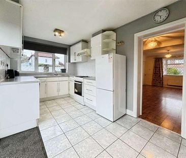 Blandford Road, Reading, Berkshire, RG2 - Photo 3