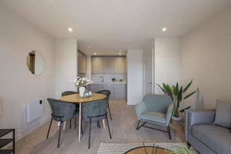 Lady Pirrie House, 2 Bedroom Apartment, 5 Shipwright Way, Titanic Quarter, Belfast, BT3 9FU - Photo 3