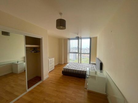 3 bedroom apartment to rent - Photo 3