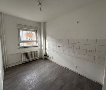 tolle Lage, nahe am Bahnhof - Lindenhof -3. OG ohne Aufzug - Foto 1