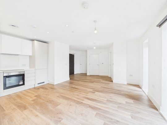 Bath Road, Slough, Berkshire,SL1 - Photo 1