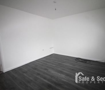 Sunningdale Road Springwell - Photo 6