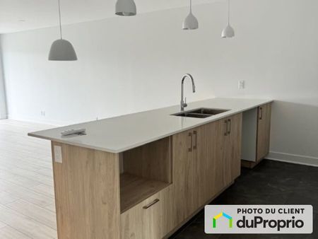 918, Verbe-Divin, Granby à louer - Photo 2