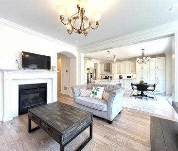 For Lease - 131 Beaveridge Avenue, Oakville, Ontario - Photo 1