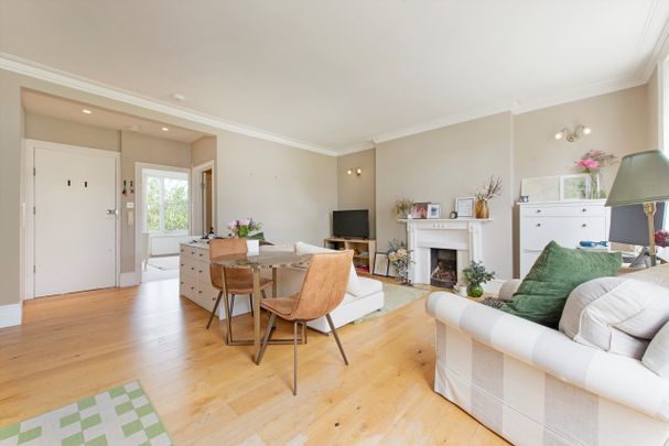 Blenheim Crescent, Holland Park, W11, London - Photo 1