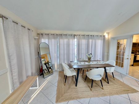 For Lease - 515 Louis Drive Unit# Ground Floor Unit, Mississauga, Ontario - Photo 2