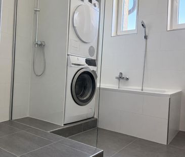 Frisch renovierte 4.5 Zimmer Wohnung nähe Bahnhof - Photo 4