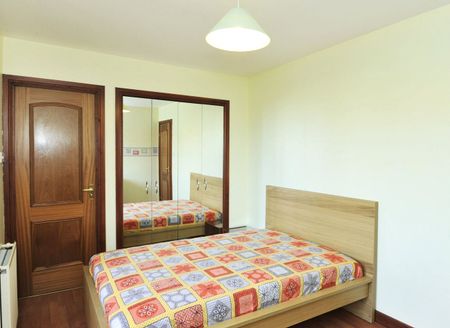 3 bedroom detached house to rent - Photo 3