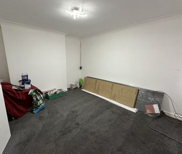 Middlegate - Photo 1