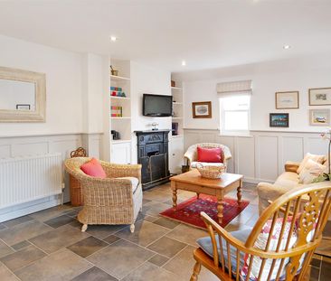 Bosham Lane, Chichester, PO18 8HU - Photo 1