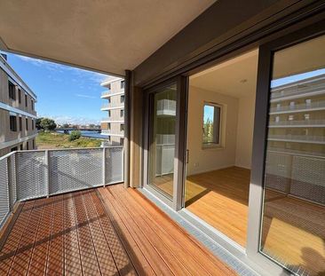 Neubau: Helle 2-Zimmer Wohnung mit großem Balkon, Einbauküche, im 2... - Photo 1