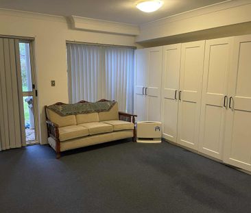 Castle Hill - Photo 4