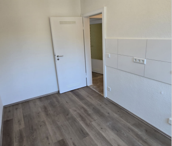 2 Zimmer in der Eichenstraße.. - Foto 1