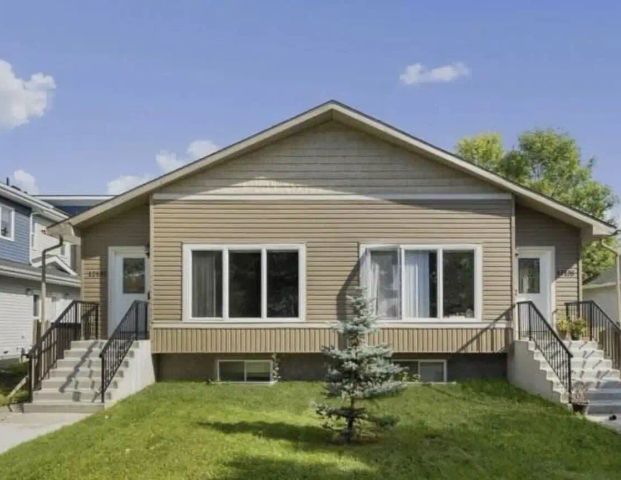 Bright, Spacious, Open concept 3 beds unit — 3 Bedrooms Duplex - Photo 1
