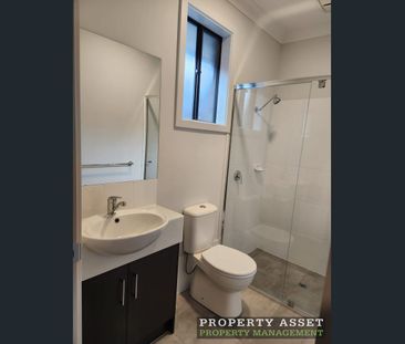 Three Bedroom Family Home With SOLAR - Photo 1