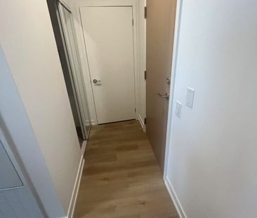 For Lease - 395 Square one Drive, Mississauga, Ontario - Photo 6