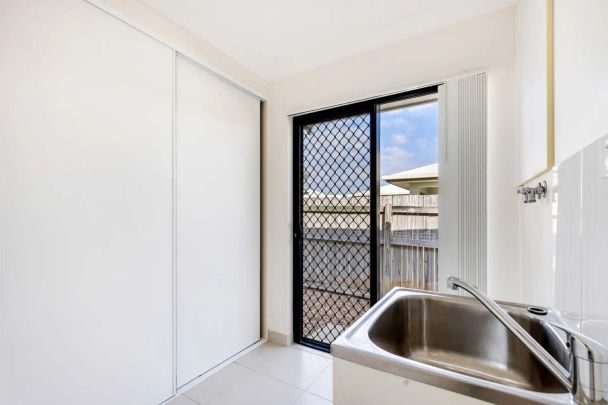 Relaxed Living! - Photo 1