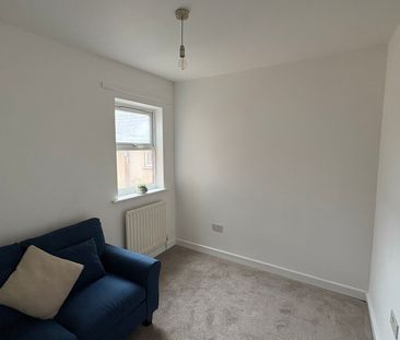2 Bed Flat, Lynmouth Road, RG1 - Photo 1