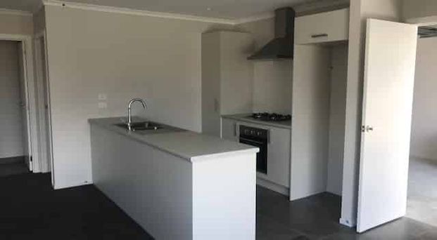 Sunny 3 bedroom house for rent!! - Photo 1