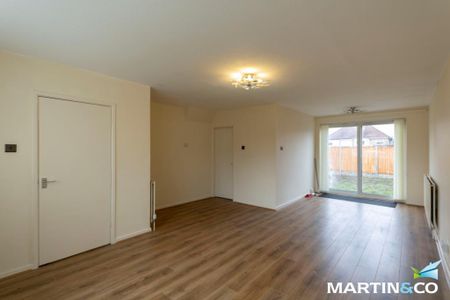 3 bedroom semi-detached house to rent - Photo 2