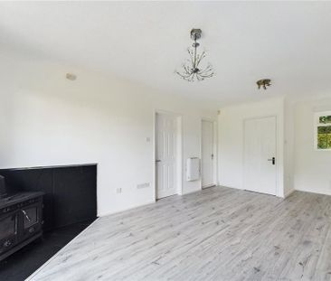 2 bedroom bungalow to rent - Photo 3
