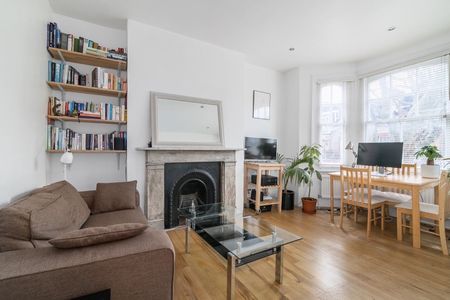 1 Bed Flat, Crookham Road, SW6 - Photo 4