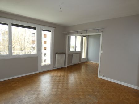 Location Appartement 4 pièces 76m² BEAUNE 21200 - Photo 2