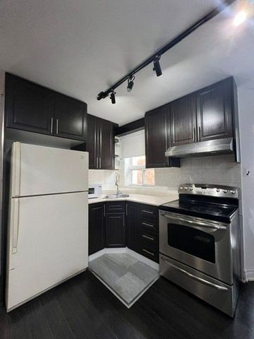 For Lease - 2637 Eglinton Avenue, Toronto, Ontario - Photo 4