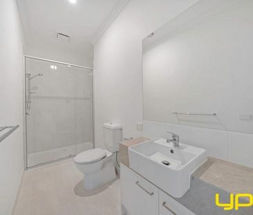 12 Caliche Place, CRANBOURNE EAST - Photo 1