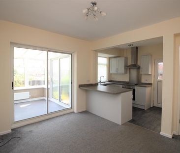 3 bed detached house to rent in Dovedale Road, Rotherham, S65 - Photo 4