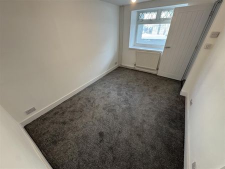 House For Rent Swansea Road, Pontardawe - Photo 2