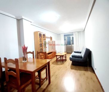 Alquiler de piso en Calle Alfonso III el Magno, 9 - Photo 2