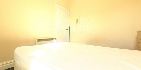 House share to rent - Photo 3