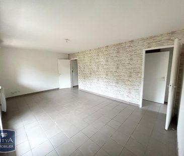 Location Appartement 2 pièces 47m² PECQUENCOURT 59146 - Photo 2