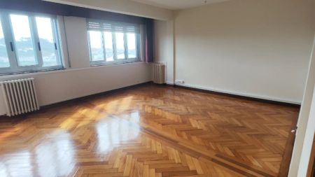 Piso de alquiler en Rúa Da Rosa, Ensanche - Sar - Photo 2