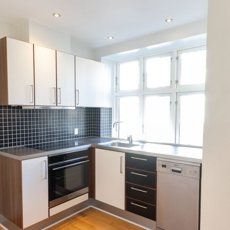 Lys toværelseslejlighed i Aalborg Vestby med nærhed til fjorden - Foto 4