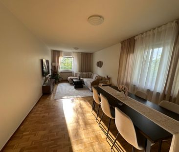 Hakarpsvägen 32 - Photo 1