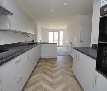 3 bedroom end of terrace house to rent - Photo 6