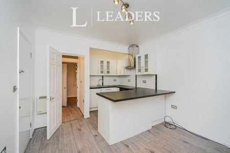 1 bedroom flat to rent - Photo 5