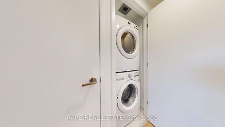 For Lease - 2720 Dundas Street Unit# 411, Toronto, Ontario - Photo 3