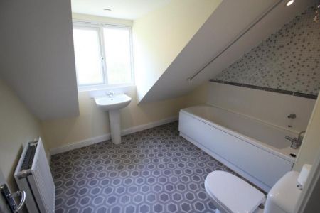 Union Street, Farnborough, Hampshire, GU14 - Photo 5